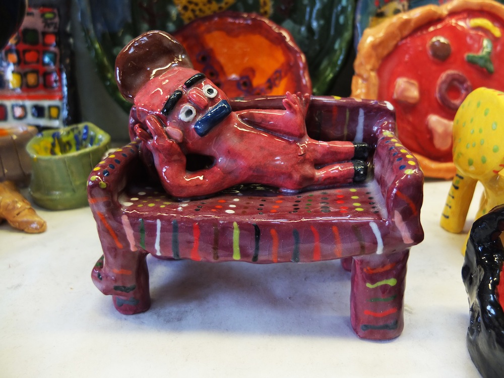 Ceramic piece by Creative Growth artist Lulu Sotello Ceramic piece by Creative Growth artist Lulu Sotello