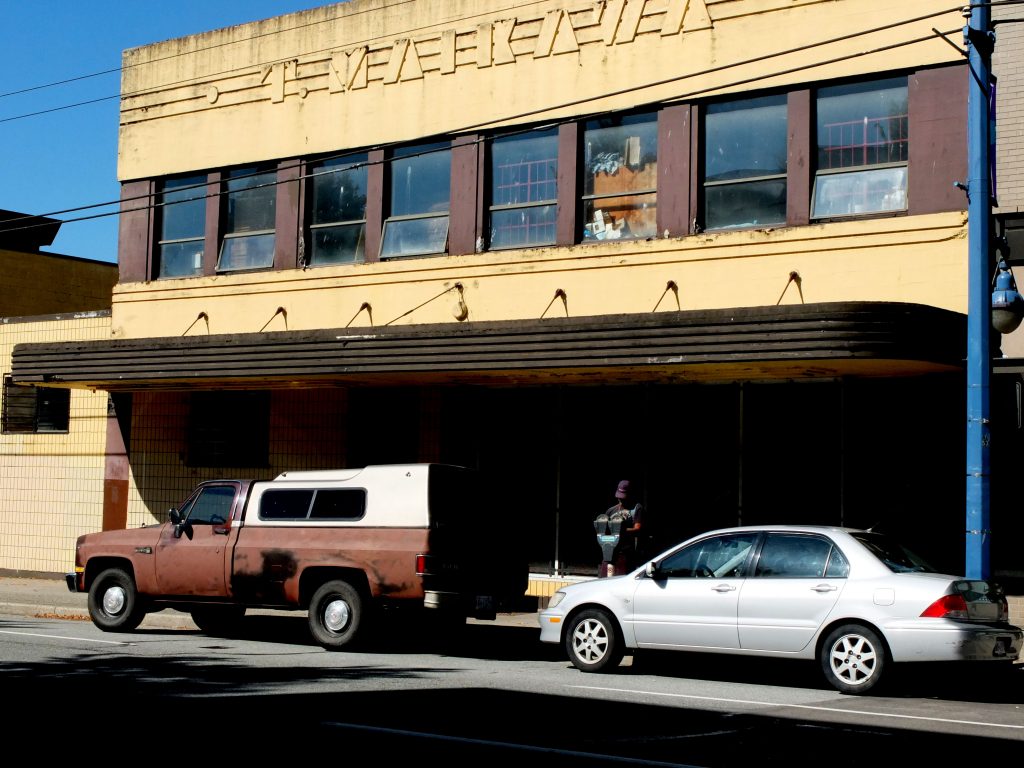 Brown truck in Vancouver’s DTES Brown truck in Vancouver’s DTES